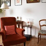 1 Bedroom Paris Apartment With Balcony View